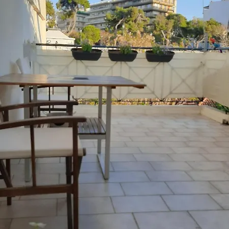 Centre & Coffee Apartment *